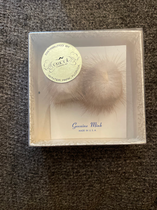 Vintage 1950’s fur cuff links