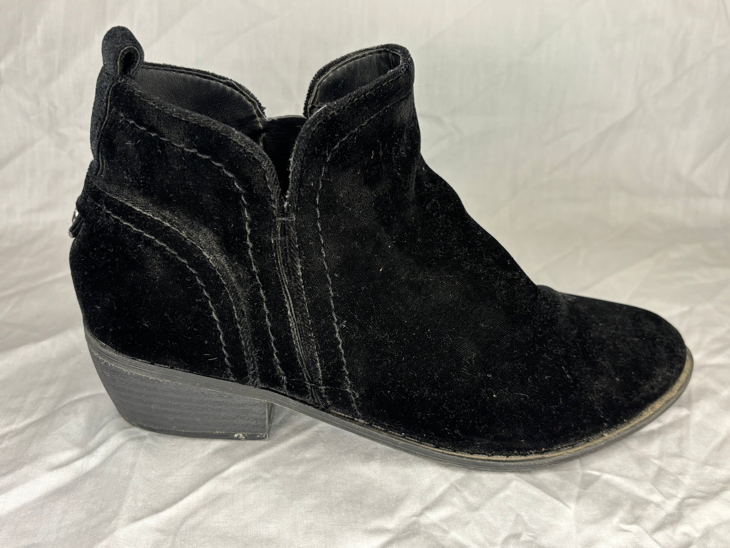Guess Velvet Heels